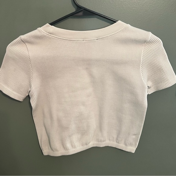 Zara cream white cropped tee shirt size extra small - Picture 2 of 3